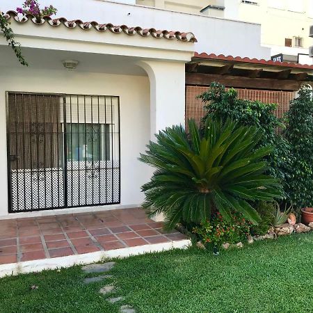 Apartamento Holidays On The Beach 托雷莫利诺斯 外观 照片