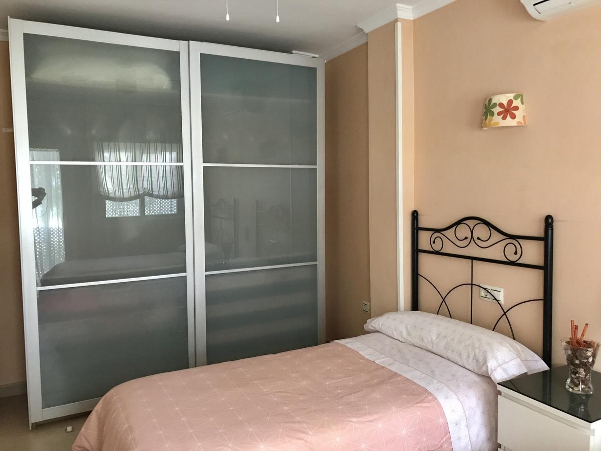 Apartamento Holidays On The Beach 托雷莫利诺斯 外观 照片