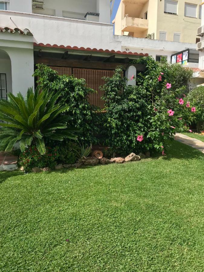 Apartamento Holidays On The Beach 托雷莫利诺斯 外观 照片