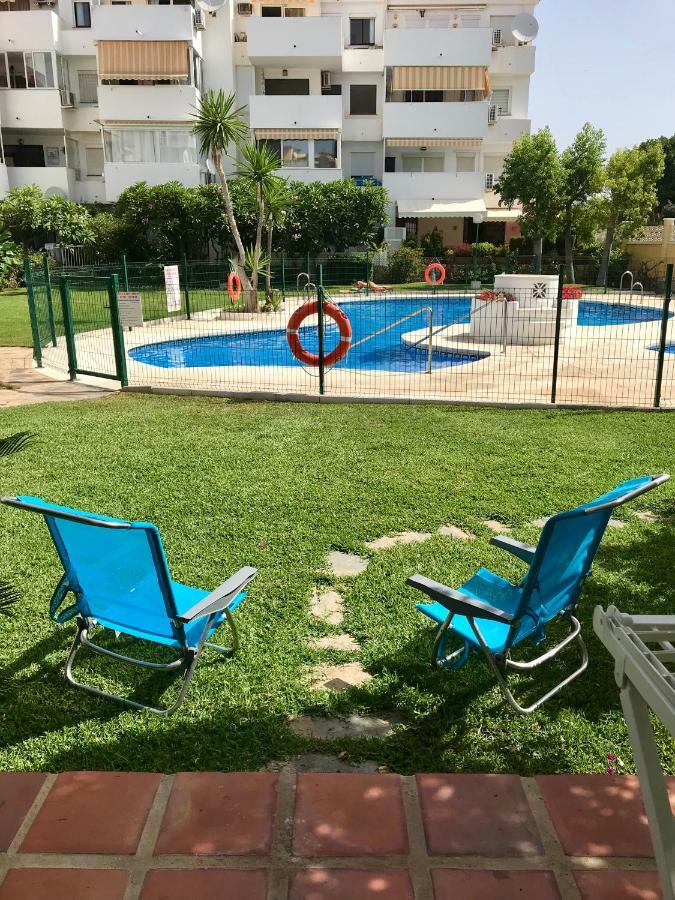 Apartamento Holidays On The Beach 托雷莫利诺斯 外观 照片