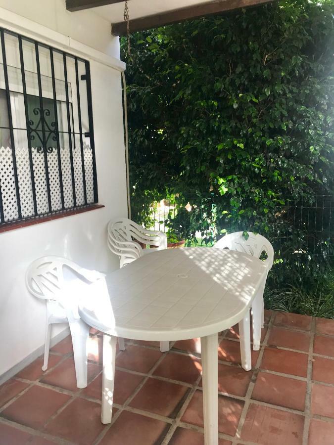 Apartamento Holidays On The Beach 托雷莫利诺斯 外观 照片